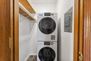In-unit washer/dryer*